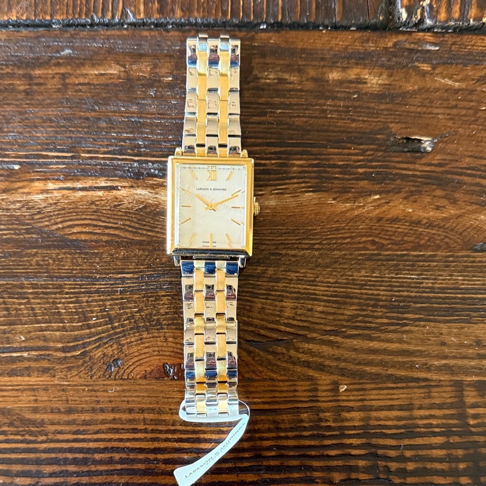 Elegant Gold Women's Watch
